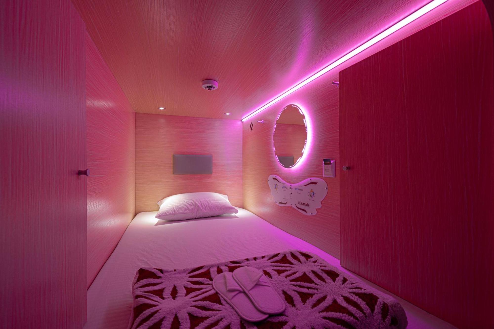 Hostel Capsule Experience Duplex - Panoramic Sea View - Nowmade La Marina Dubaj Zewnętrze zdjęcie